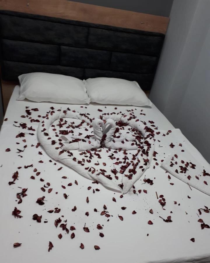 Gemlik Esas Pansiyon מראה חיצוני תמונה